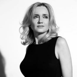 Photo of Julie Meyer